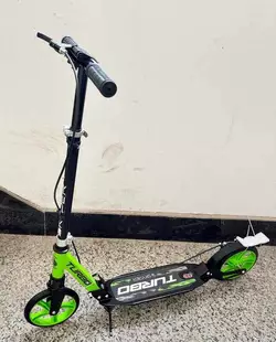 Самокат Skyper ""Turbo"" TR-46503 (4) сталева рама, ручне дискове гальмо, діаметр PU коліс - 200мм, 2 амортизатори, в коробці Самокат Skyper ""Turbo"" TR-46503 (4) сталева рама, ручне дискове гальмо, діаметр PU коліс - 200мм, 2 амортизатори, в коробці