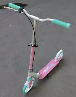 Самокат двоколісний ""Skyper"" S - 29994 (4) ""Sirius"", рожево-бірюзовий, колеса PU 200 мм, 1 амортизатор, ручне гальмо, в коробці Самокат двоколісний ""Skyper"" S - 29994 (4) ""Sirius"", рожево-бірюзовий, колеса PU 200 мм, 1 амортизатор, ручне гальмо, в коробці