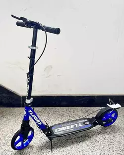 Самокат Skyper ""Turbo"" TR-47055 (4) сталева рама, ручне дискове гальмо, діаметр PU коліс - 200мм, 2 амортизатори, в коробці Самокат Skyper ""Turbo"" TR-47055 (4) сталева рама, ручне дискове гальмо, діаметр PU коліс - 200мм, 2 амортизатори, в коробці